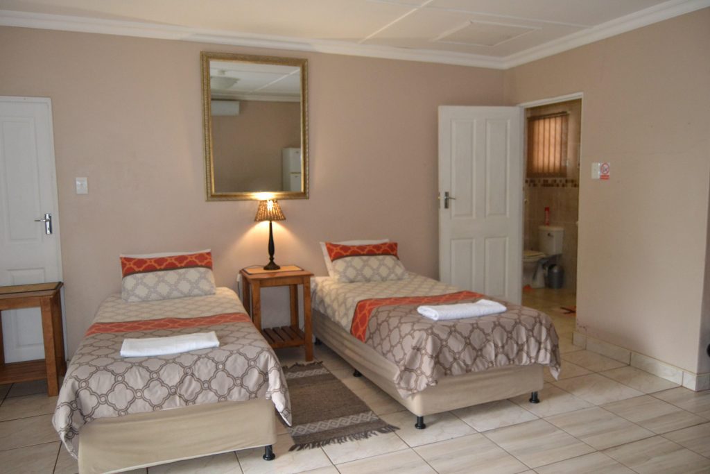 Arlington PMB Room 10 - ARLINGTON GUEST LODGE - ARLINGTON GUEST LODGE Arlington PMB Room 10